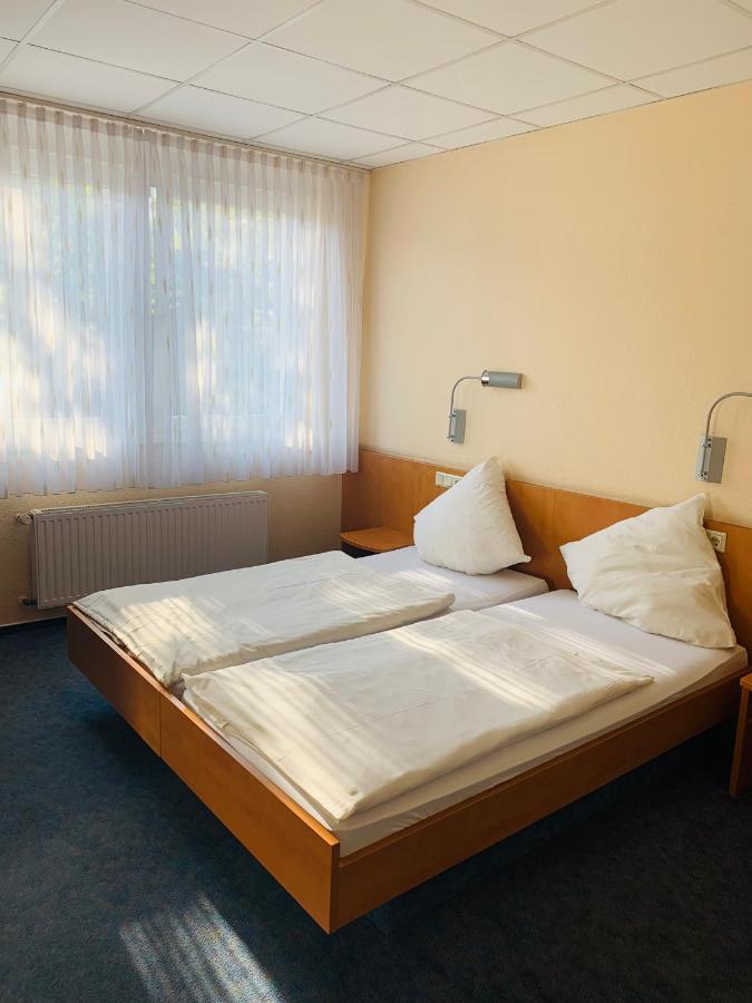 Hotel Montan Дуйсбург Экстерьер фото